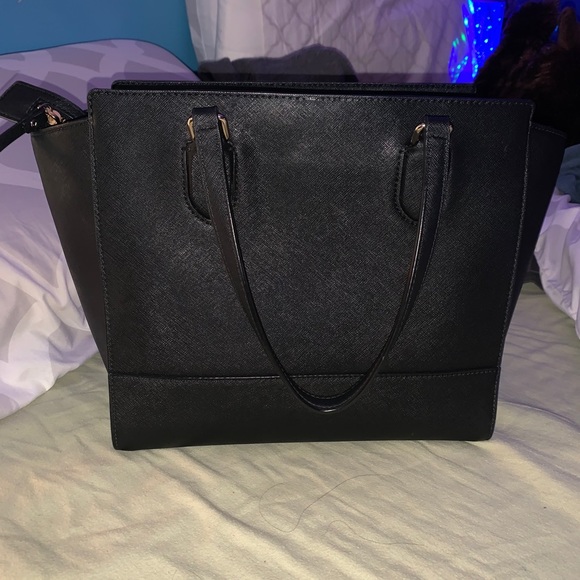 Kate Spade over the shoulder bag - Picture 7 of 7